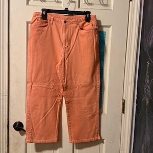 Liz Claiborne Peach Cropped Pants